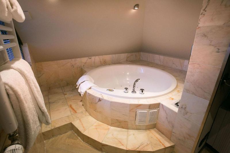 Van der Valk Hotel Avifauna - Oda