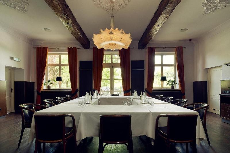 Hotel & Restaurant Kasteel Elsloo - Restoran