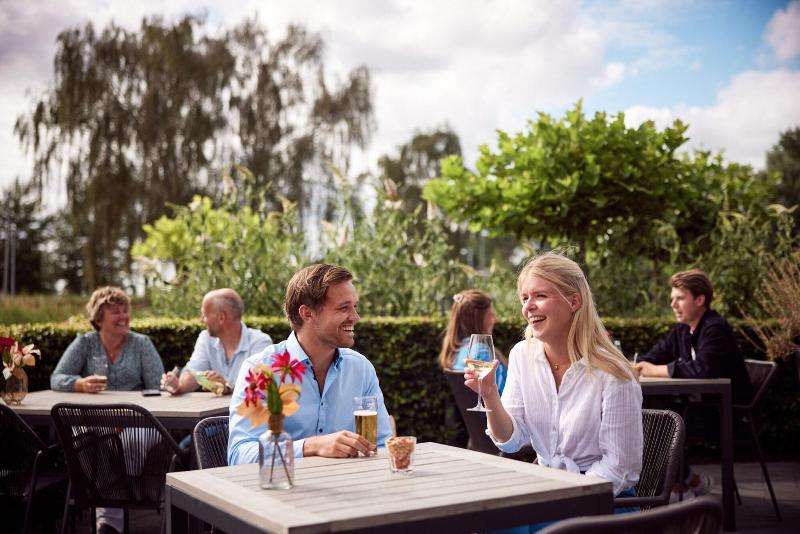 Van der Valk Hotel Groningen-Hoogkerk - Teras