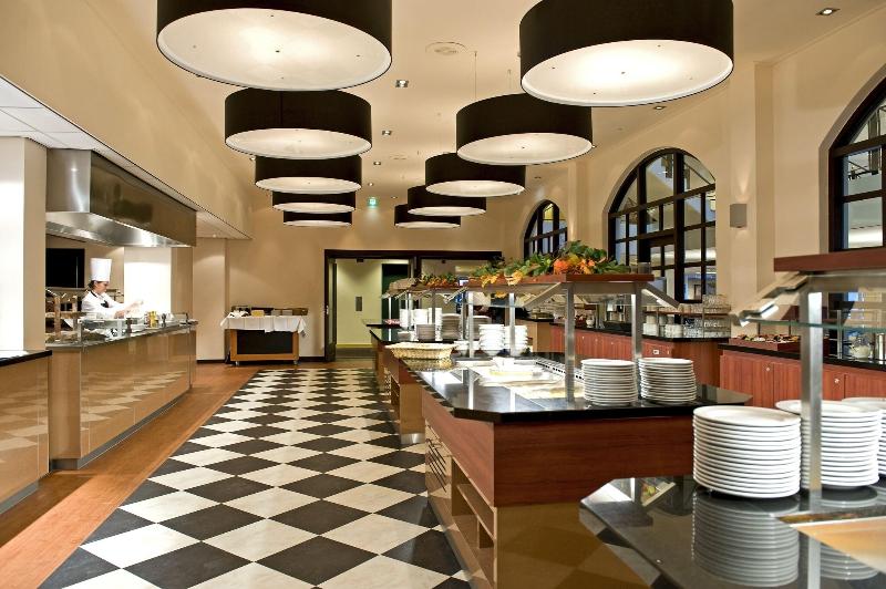 Van Der Valk Theaterhotel Almelo - Restoran