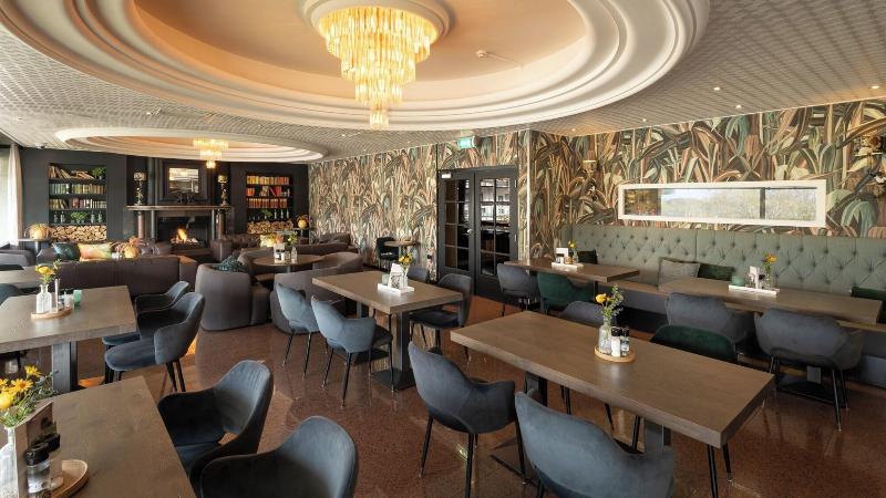 Van Der Valk Hotel 's-Hertogenbosch - Lobi