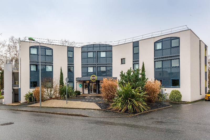 B&B HOTEL Cholet Sud - Genel