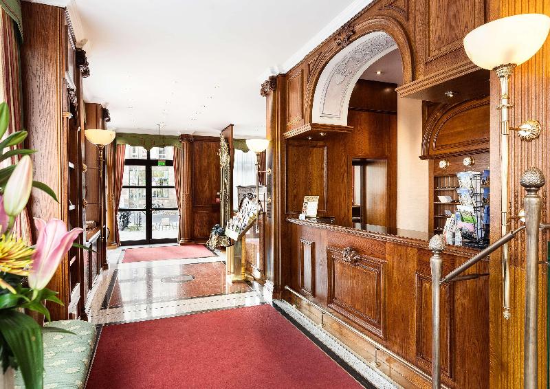 LIVING HOTEL BERLIN-MITTE - Lobi