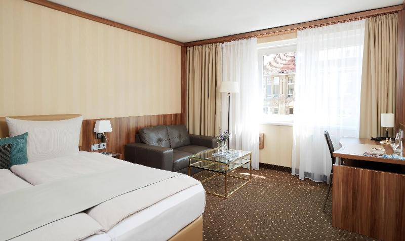 LIVING HOTEL BERLIN-MITTE - Genel