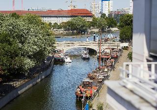 LIVING HOTEL BERLIN-MITTE fotoÄŸrafÄ±