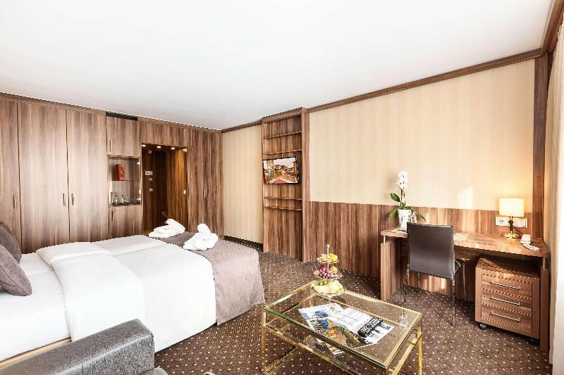 LIVING HOTEL BERLIN-MITTE - Oda