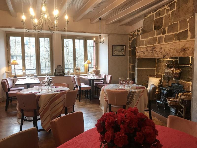 Hotel Restaurant Du Plomb Du Cantal - Genel