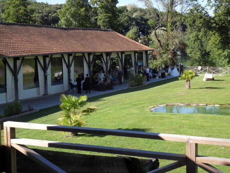Hôtel Quai des Pontis - Genel