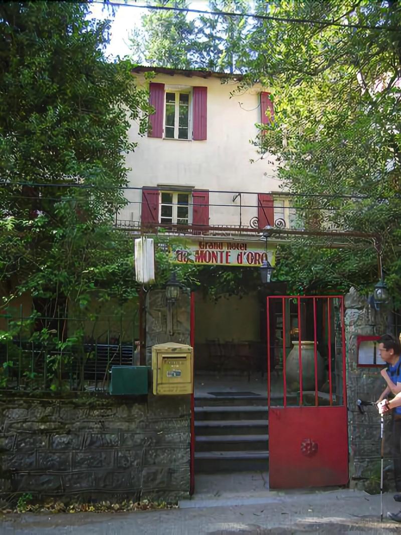 Hôtel-Restaurant Monte d'Oro - Genel