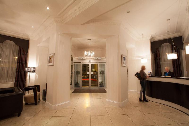 New Continental Hotel Sure Hotel Collection by BW - Lobi