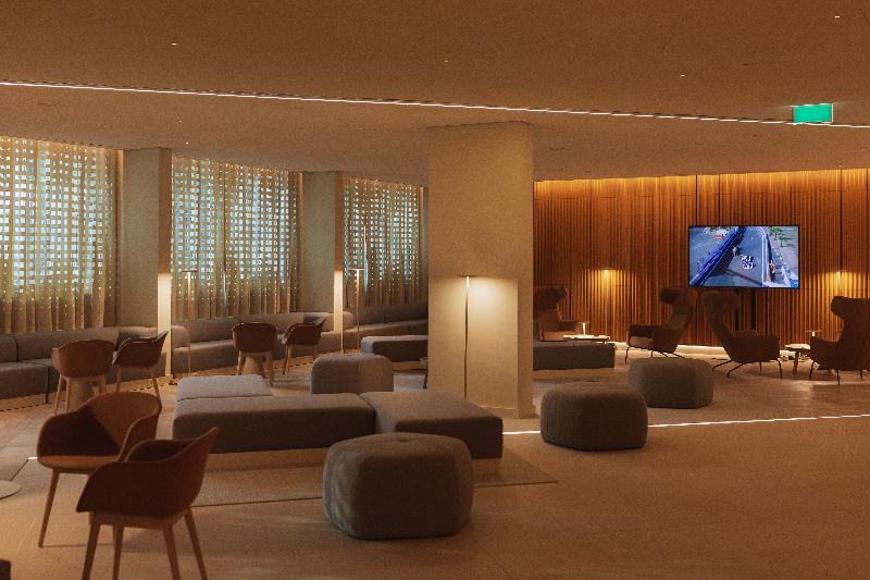 Lumen Hotel and The Lisbon Light Show - Lobi