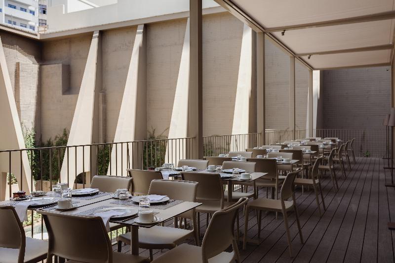 Lumen Hotel and The Lisbon Light Show - Restoran