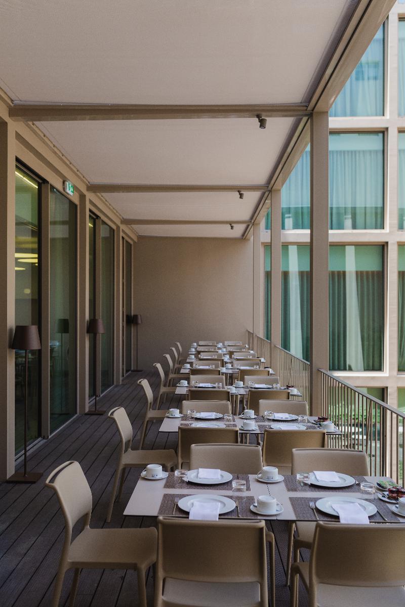 Lumen Hotel and The Lisbon Light Show - Restoran
