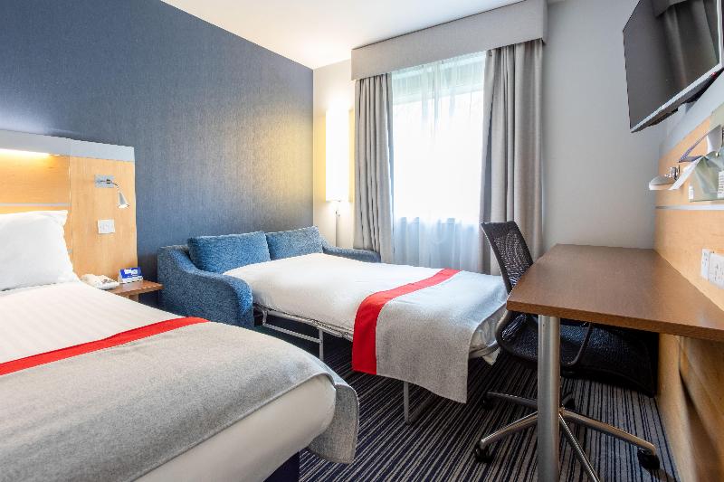Holiday Inn Express Dunfermline - Oda