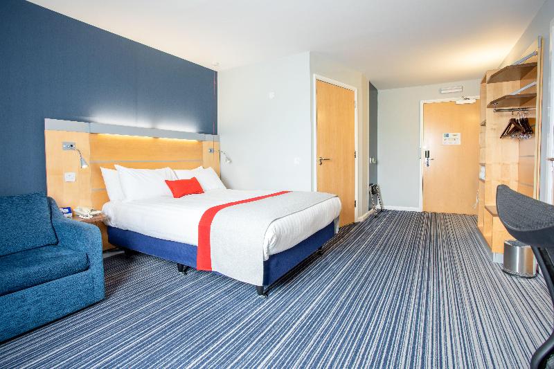 Holiday Inn Express Dunfermline - Oda