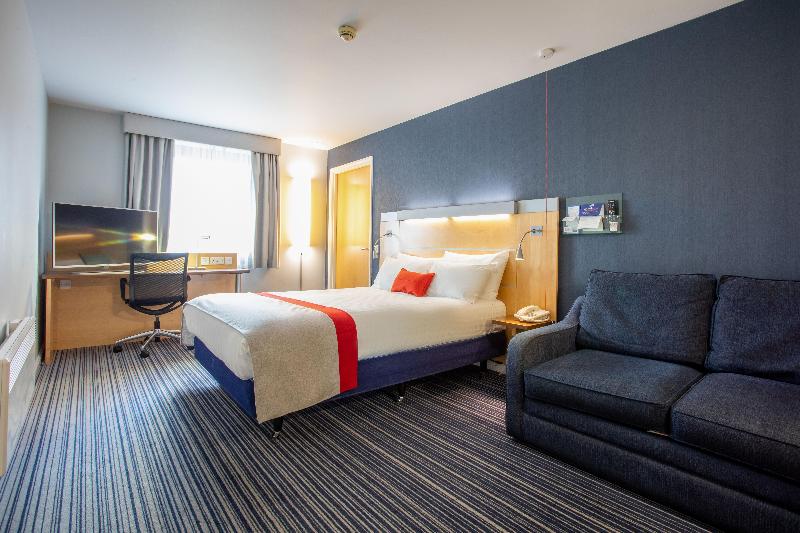 Holiday Inn Express Dunfermline - Oda