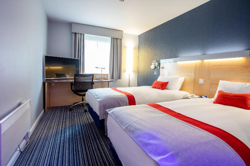 Holiday Inn Express Dunfermline - Oda