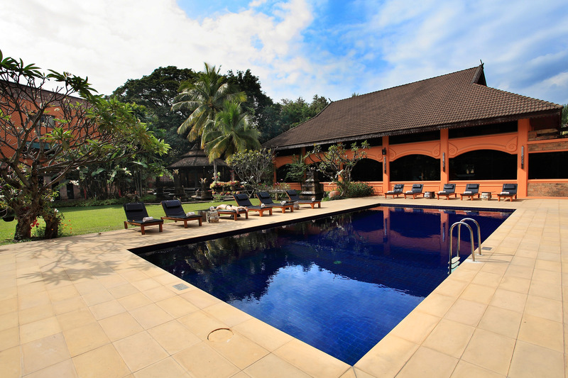 Holiday Garden Hotel & Resort Chiang Mai - Havuz