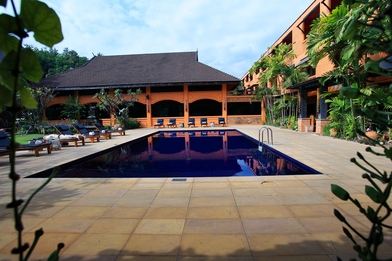 Holiday Garden Hotel & Resort Chiang Mai - Havuz