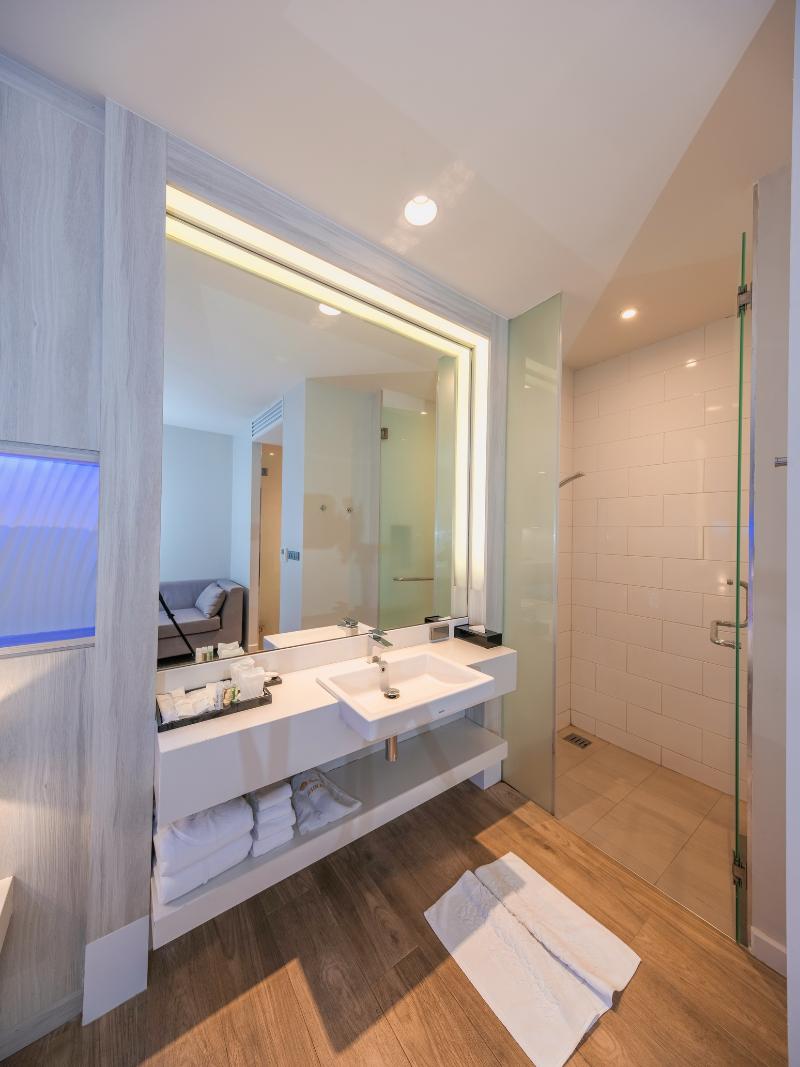 The Hotspring Beach Resort & Spa - Oda