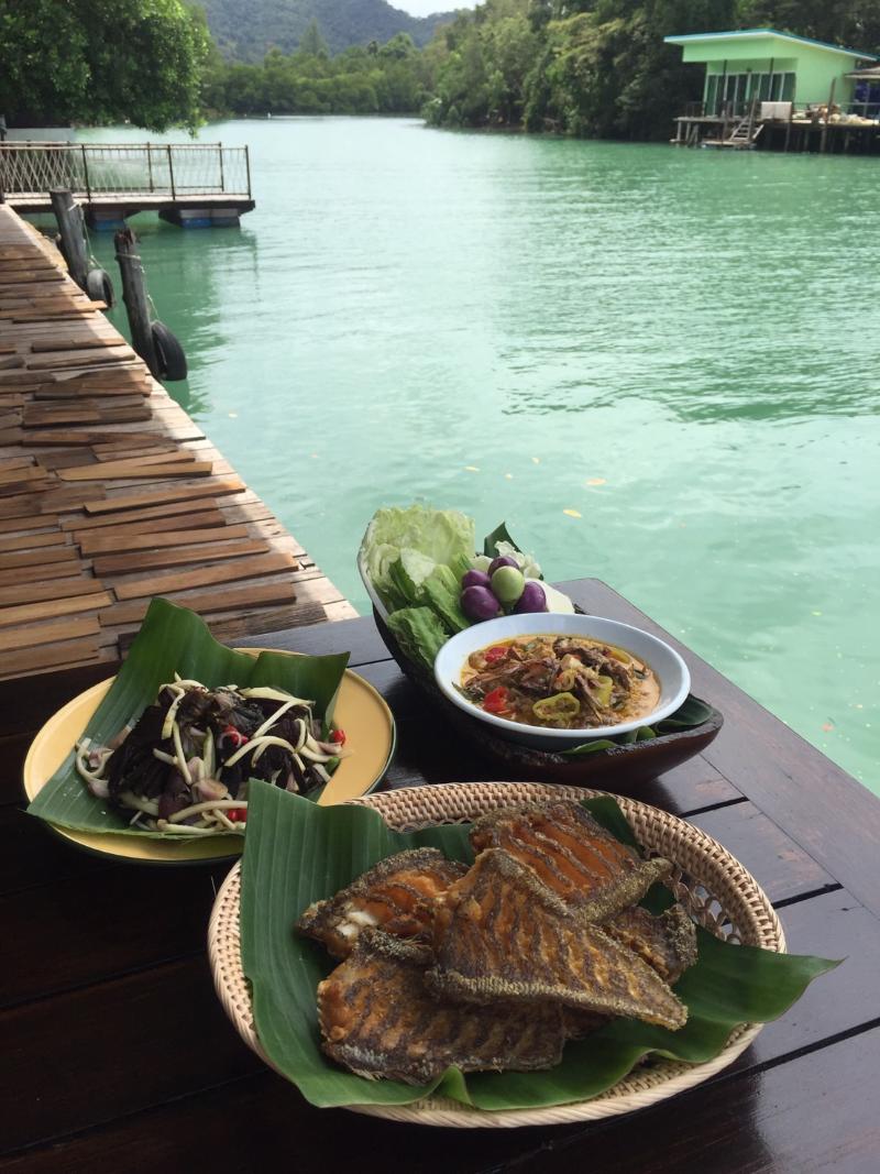Aana Resort & Spa - Restoran