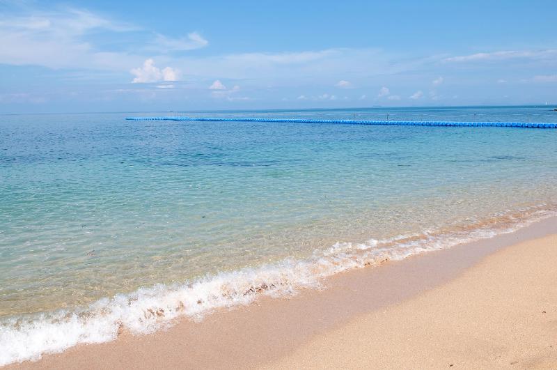 Rawi Warin Resort & Spa - Plaj