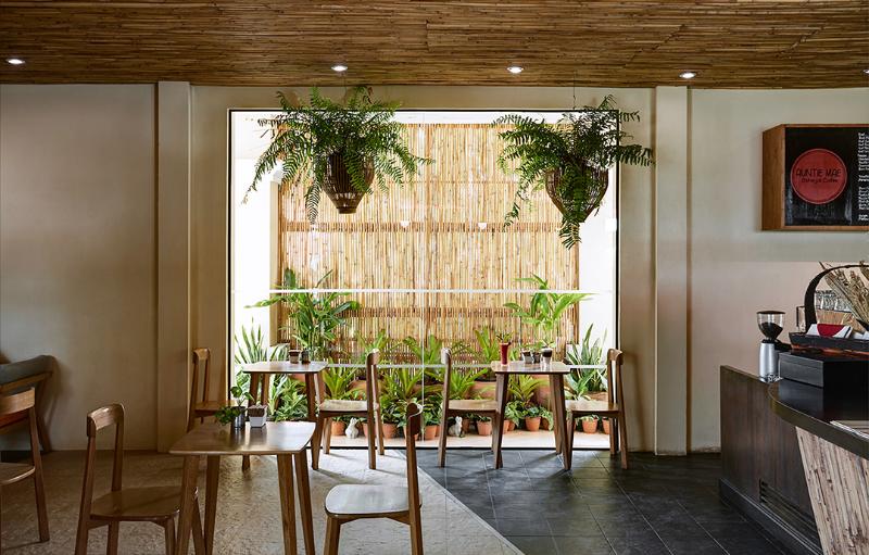 Rawi Warin Resort & Spa - Restoran