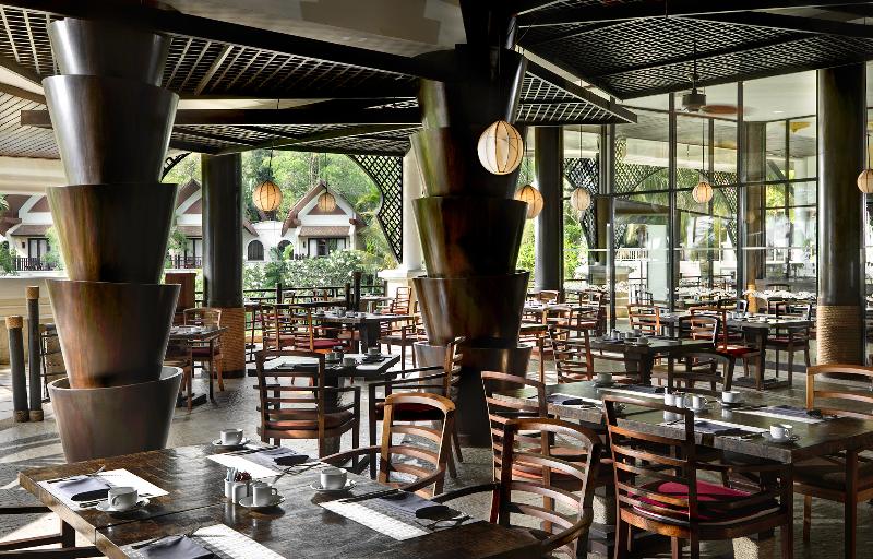 Rawi Warin Resort & Spa - Restoran