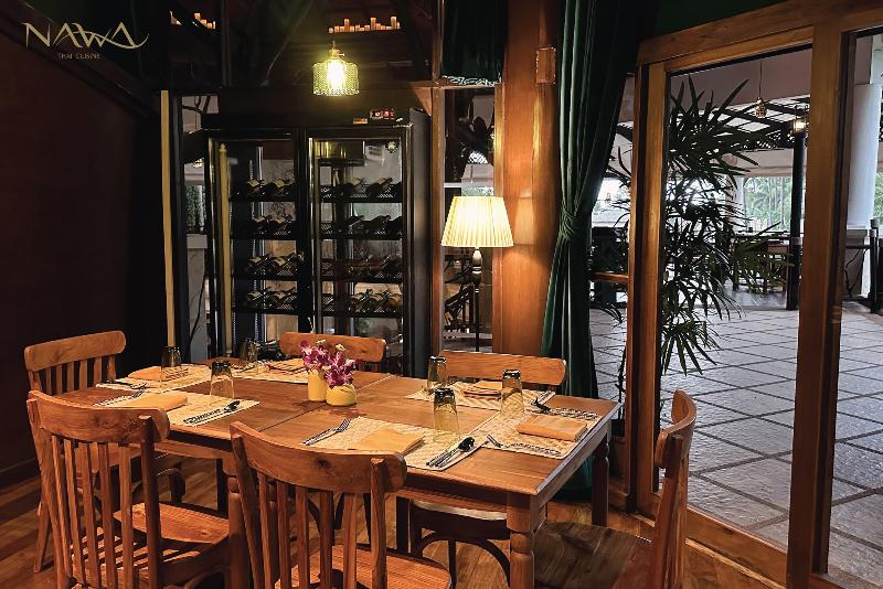 Rawi Warin Resort & Spa - Restoran