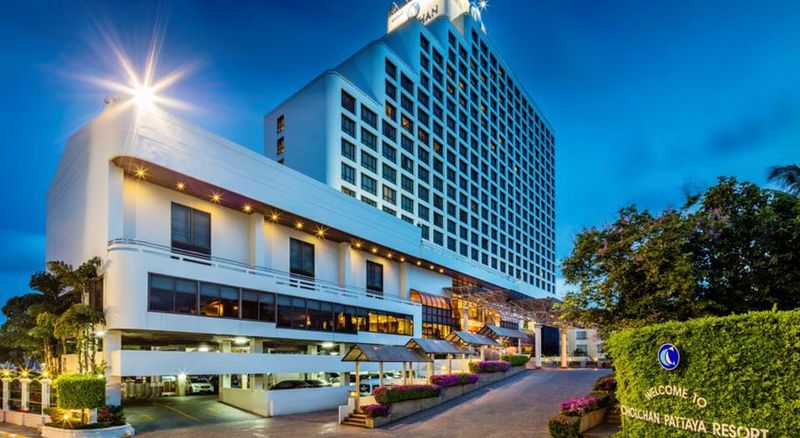 Cholchan Pattaya Beach Resort - Genel