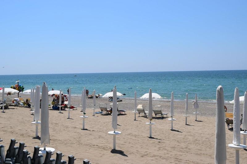 Quadrifoglio Village - Plaj