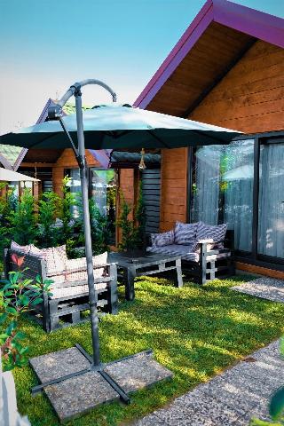 Adesa Bungalow Hotel
