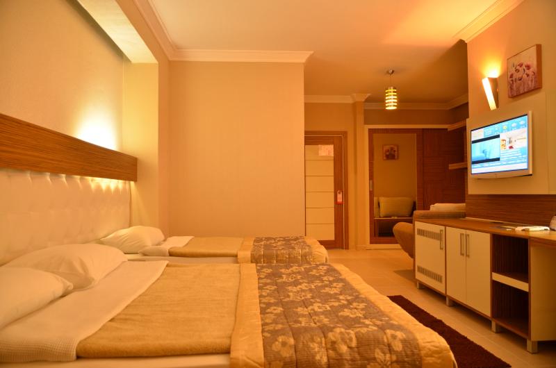 Grand Zaman Garden Hotel - Oda