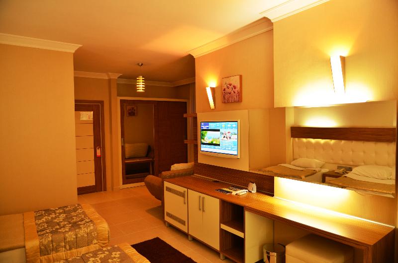Grand Zaman Garden Hotel - Oda