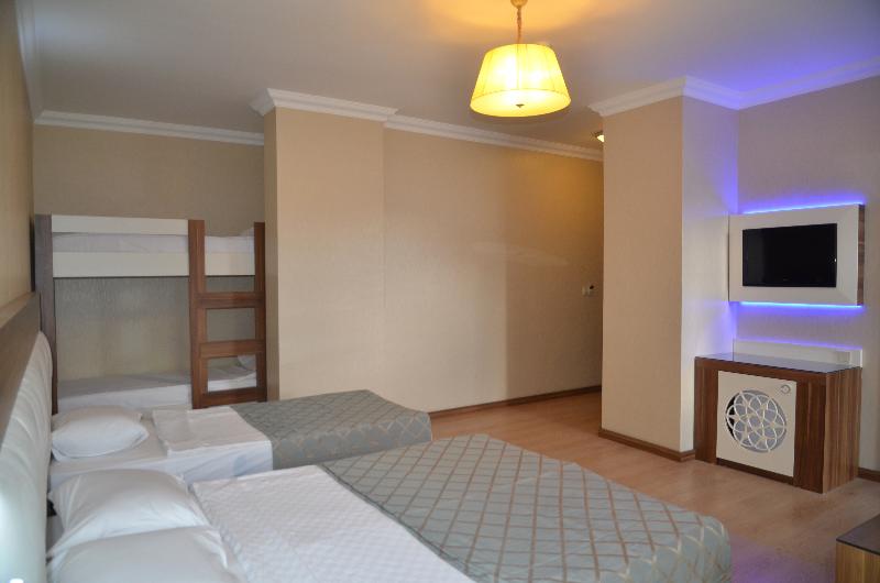 Grand Zaman Garden Hotel - Oda