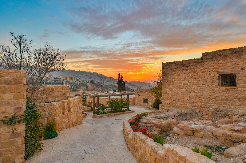 Old Village Resort-Petra - Genel