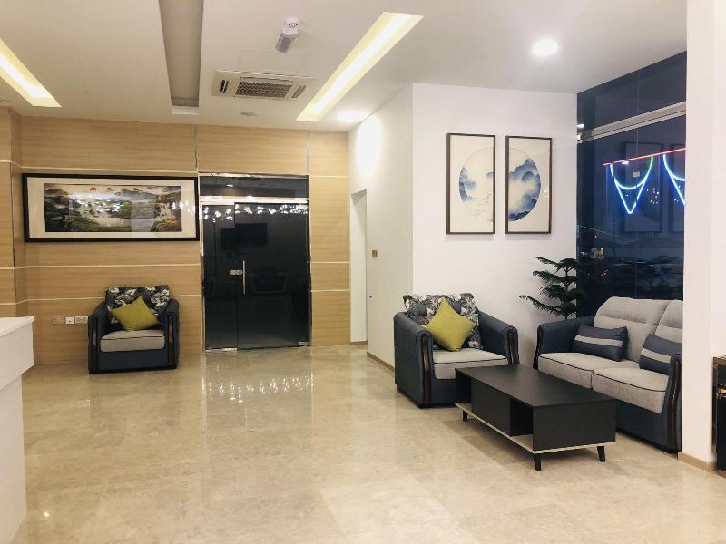 Seasons Hotel Barka - Lobi