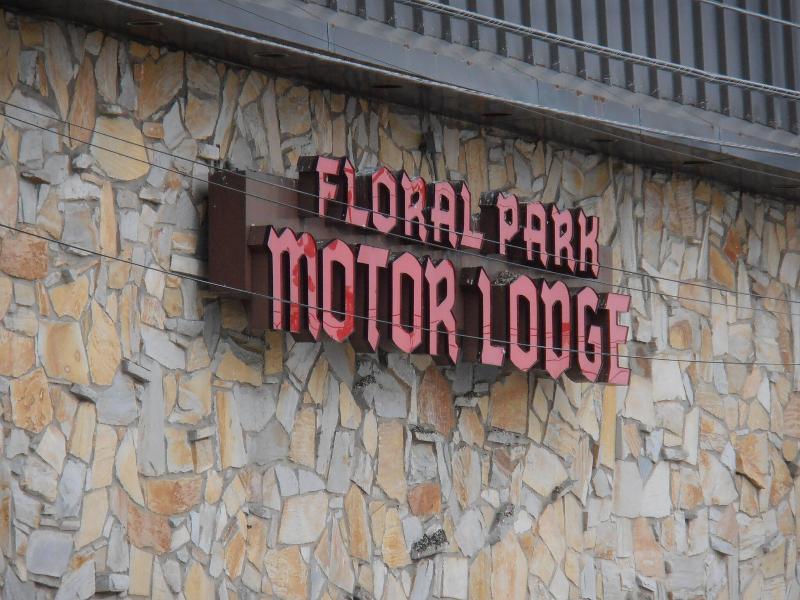 The Floral Park Motor Lodge - Genel