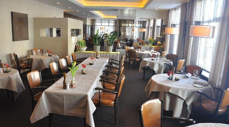 Hotel Restaurant De Eenhoorn - Lobi