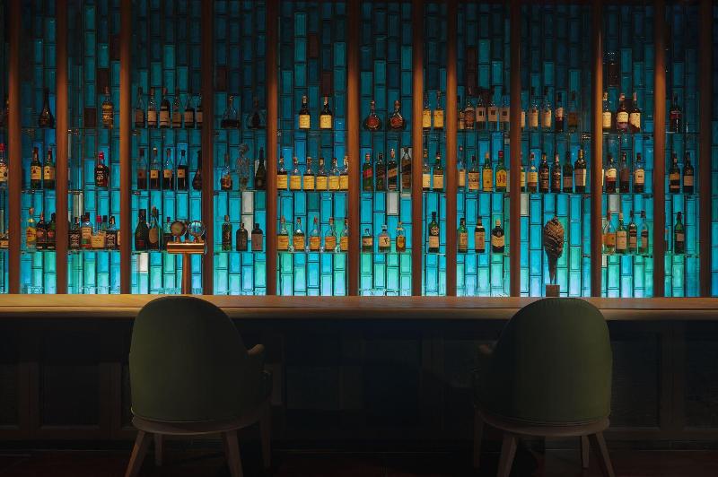 Crowne Plaza Bangkok Lumpini Park - Bar
