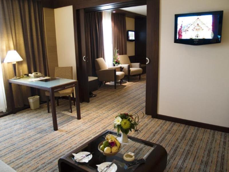 Zenith Sukhumvit - Oda