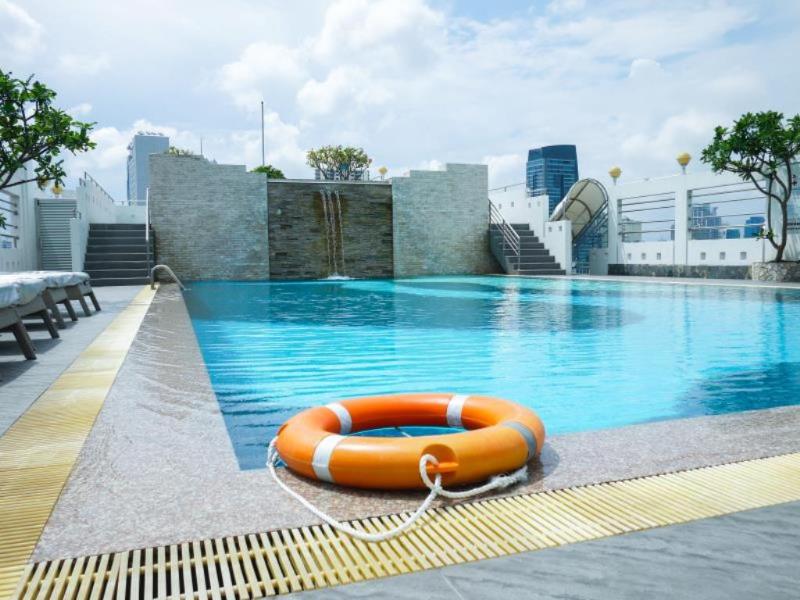 Zenith Sukhumvit - Havuz