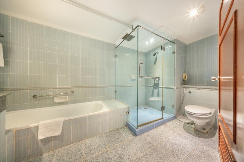 Royal Benja Hotel - Oda
