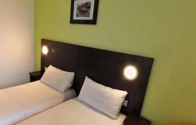 Enzo Hotels - Oda
