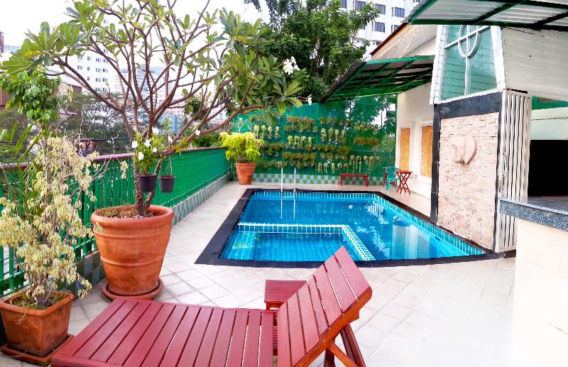 Royal Ivory Nana Hotel Bangkok - Genel
