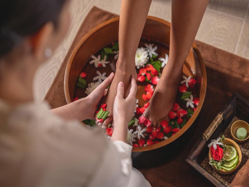 Amora Beach Resort Phuket - Aktivite