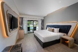 Amora Beach Resort Phuket fotoÄŸrafÄ±