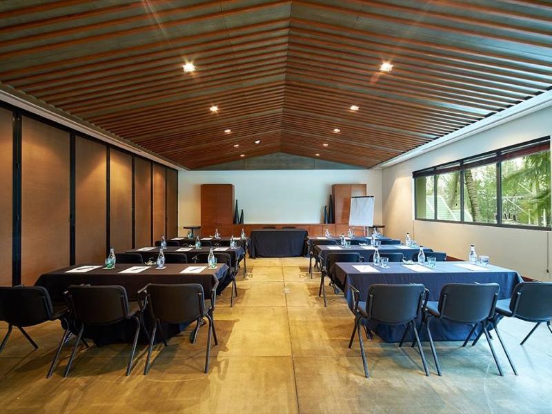 Twinpalms Surin Beach Phuket - Toplantı