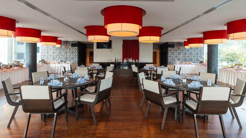 Phuket Graceland Resort & Spa - Restoran