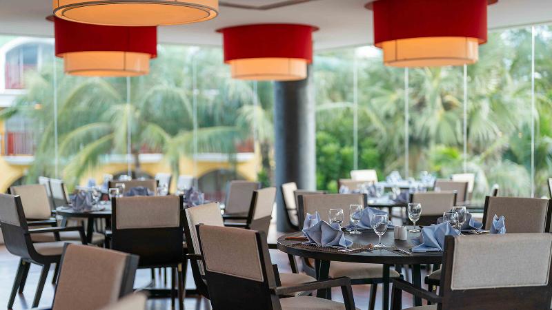 Phuket Graceland Resort & Spa - Restoran